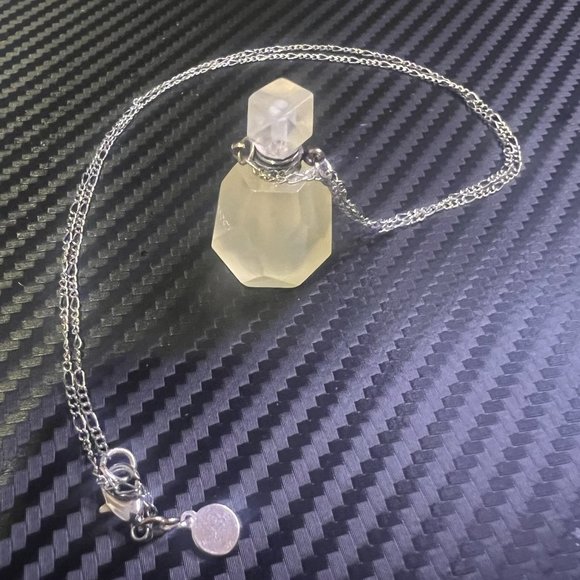 *NWT* Estrella & Luna - Yellow Quartz Stone Bottle Silver Necklace - Picture 5 of 8
